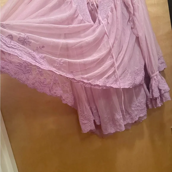 NWOT Free People Lavender Ruffled Blouse🪻🎀💗 - Picture 4 of 5